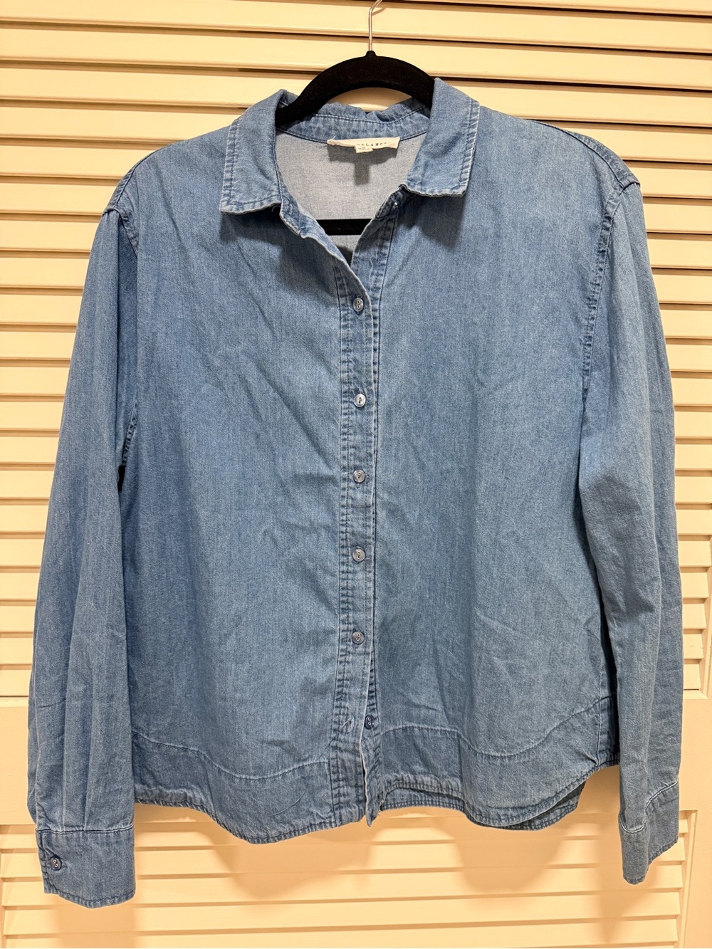 Jane + Delancey 100% Cotton Chambray Shirt – Size M